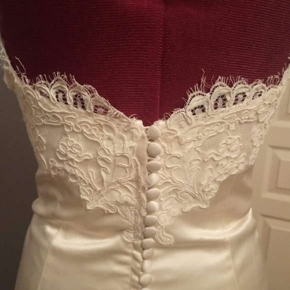 Lazaro Wedding Dress - Picture 2 of 7